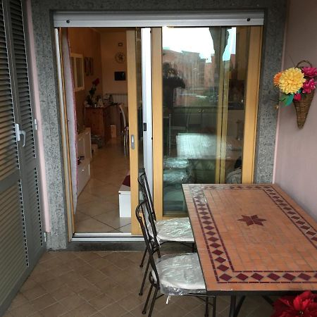Appartamento Victoria Con Parcheggio Privato Civitavecchia Bagian luar foto
