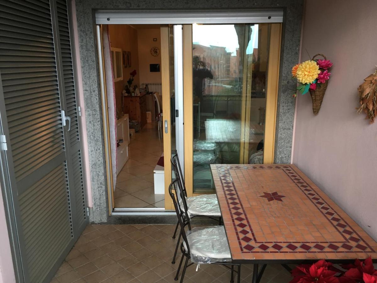 Appartamento Victoria Con Parcheggio Privato Civitavecchia Bagian luar foto